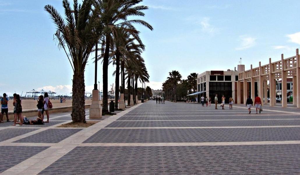 Holiday&Vacations Apartment On The Beach Valencia Eksteriør bilde