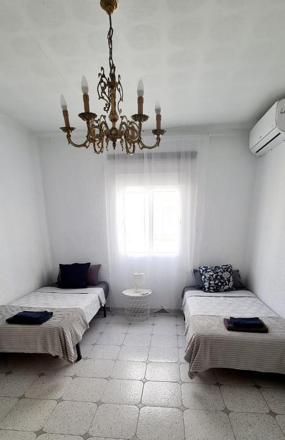 Holiday&Vacations Apartment On The Beach Valencia Eksteriør bilde